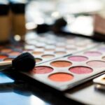 Makeup Artist course comes with easy-to-understand e-learning material.